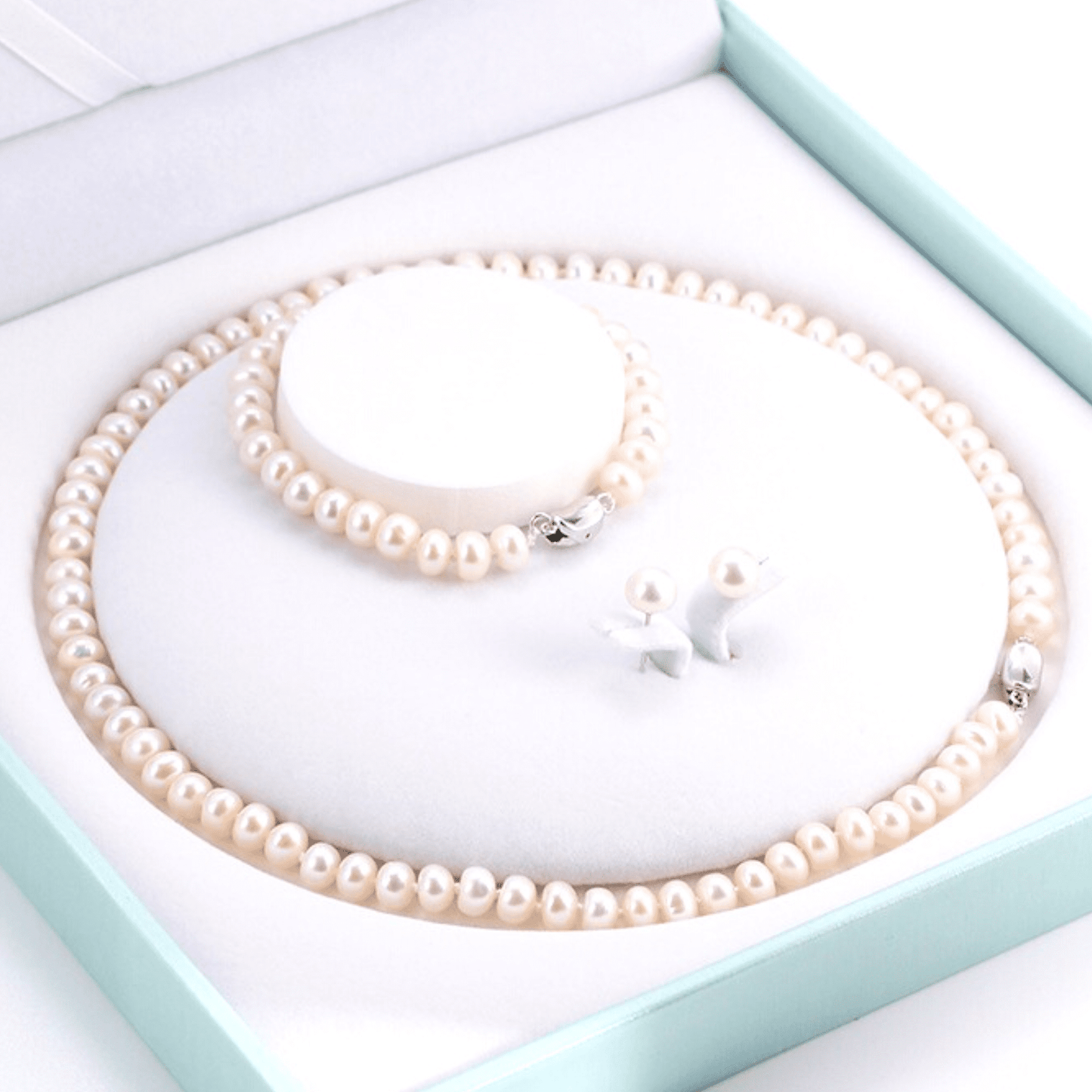 Freshwater White 17.7inch Long Strand Pearl Dawesville Jewellery Set 5-6 mm AAAA-0