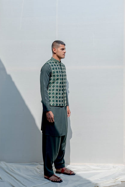 JADE- BOTTLE GREEN OVERLAPPED EMBROIDERED JACKET WITH KURTA & PYJAMA SET-1