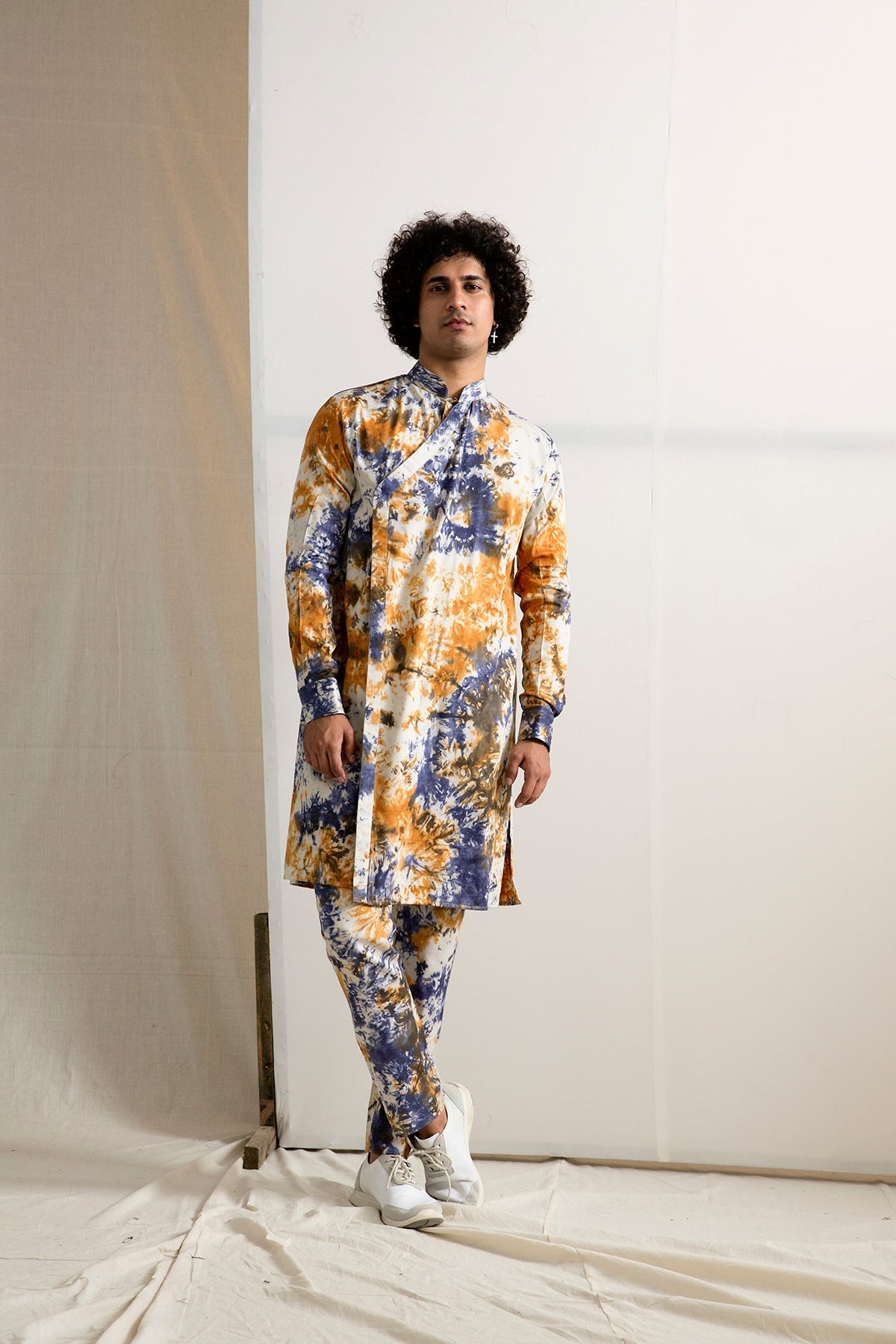 Toivo - Tie & Dye Kurta Set With Quilted Jacket-1