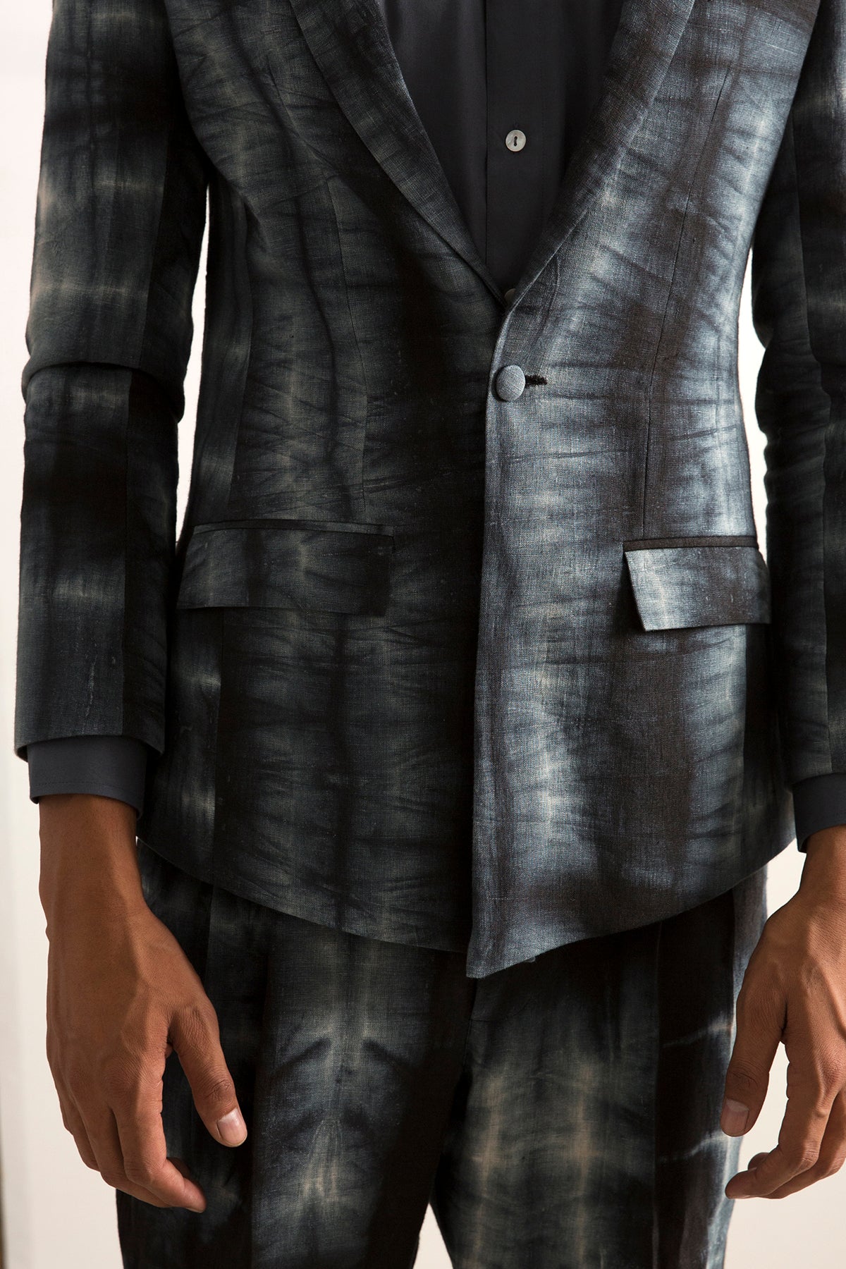 Verne Set - Grey Collarless Shirt with Tie & Dye Classic Suit Set-2