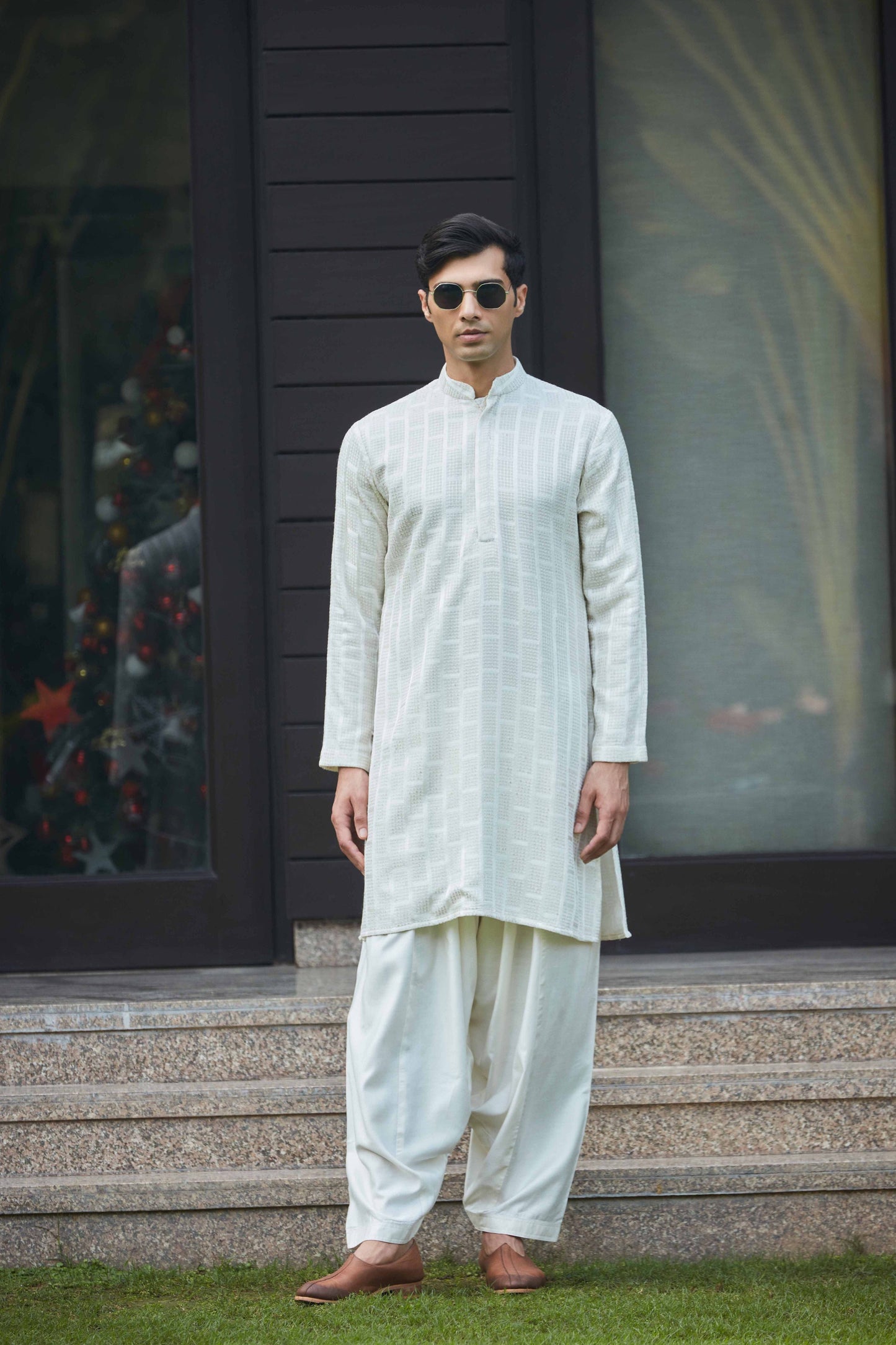 Tarusa - Off White Chikankari Kurta Set-0