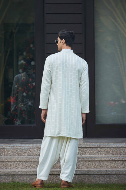 Tarusa - Off White Chikankari Kurta Set-3