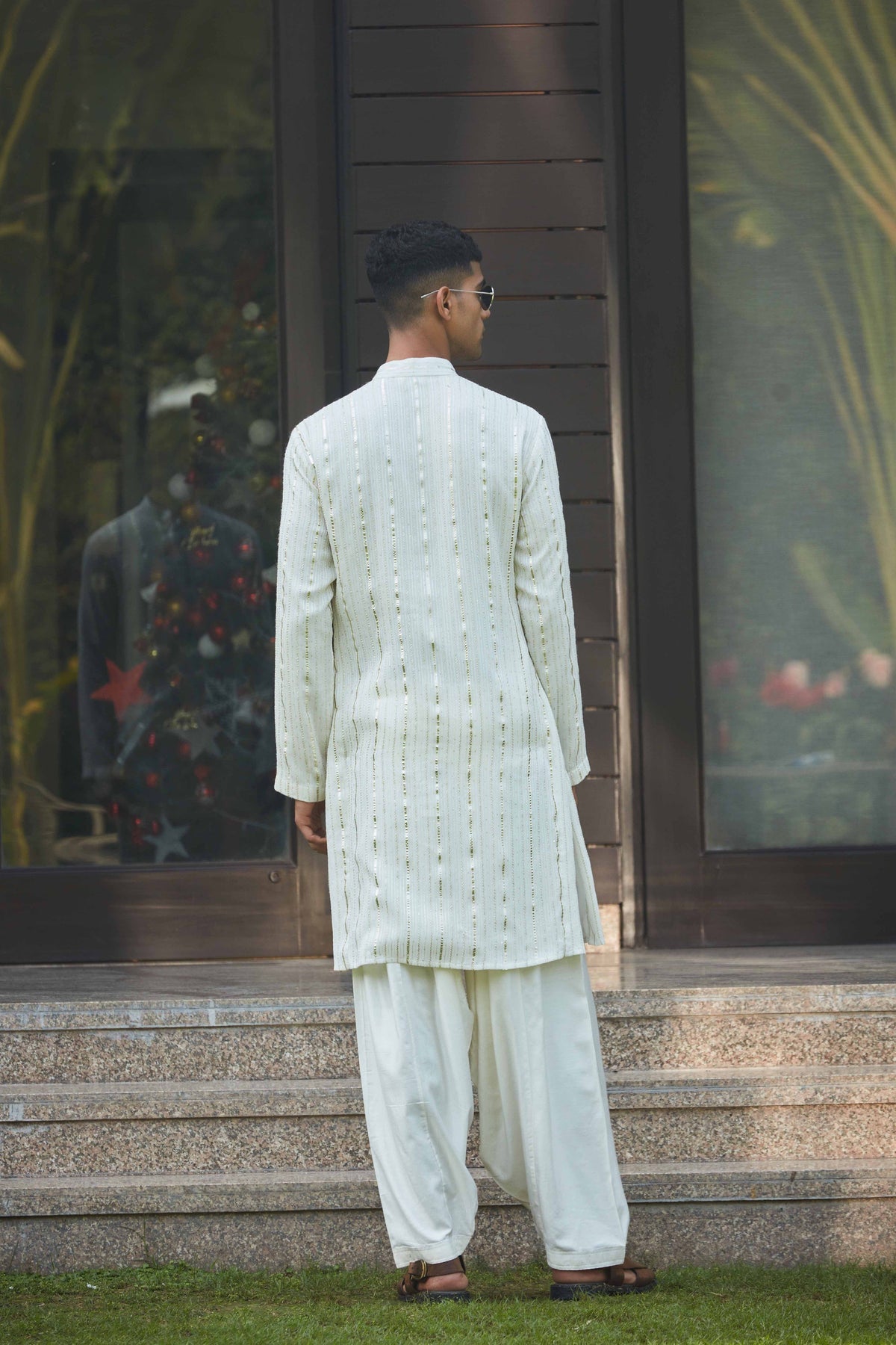 JEVA - OFF WHITE CHIKANKARI KURTA SET-3