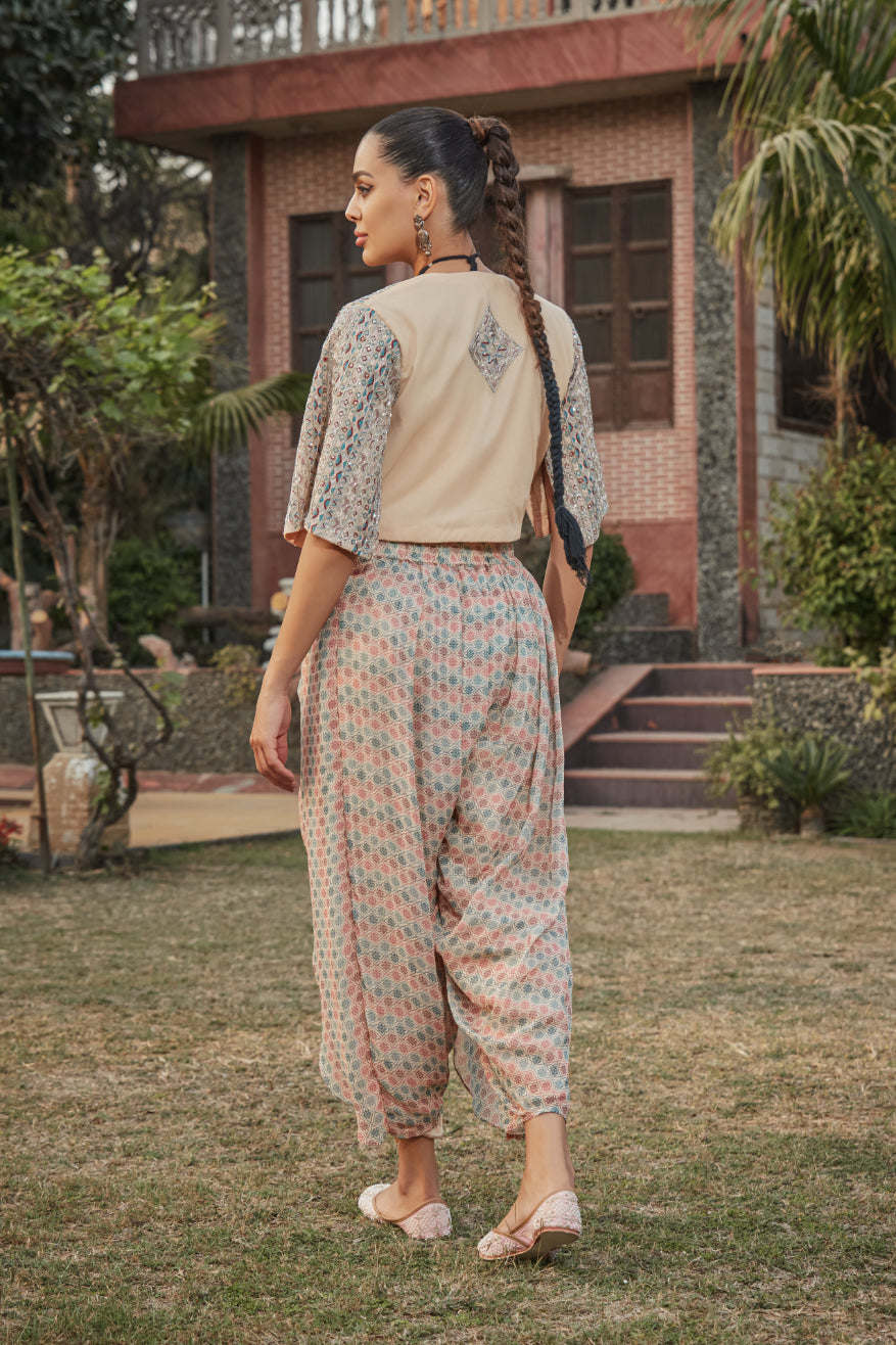 Gayle- Embroidered Jacket Set With Tulip Pants-4