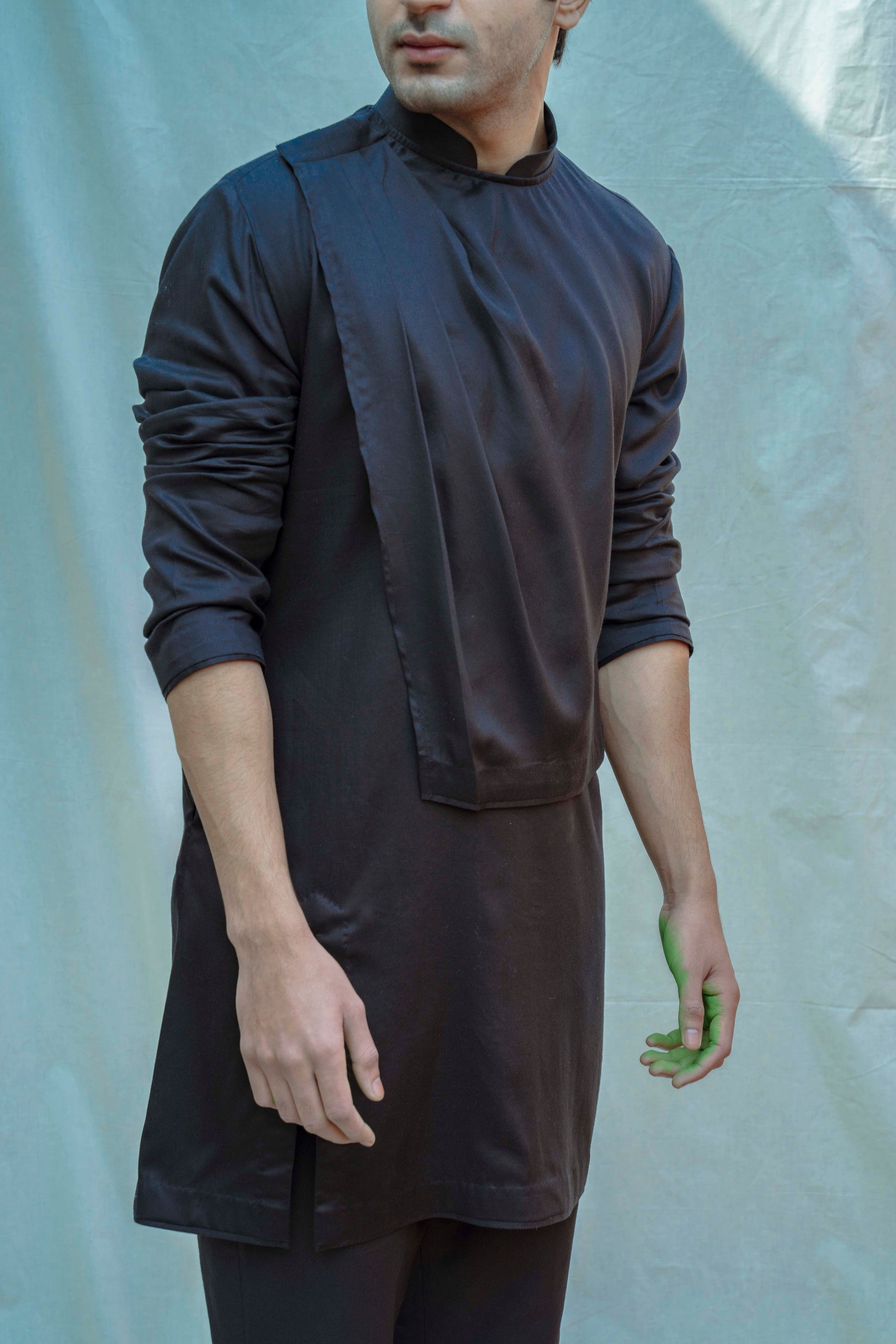 Overlapped Cowl Kurta In Black-2