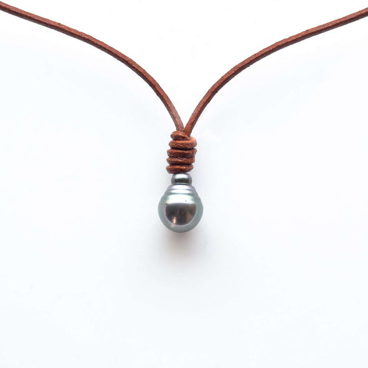 Tahitian gray drop pearl necklace with leather string