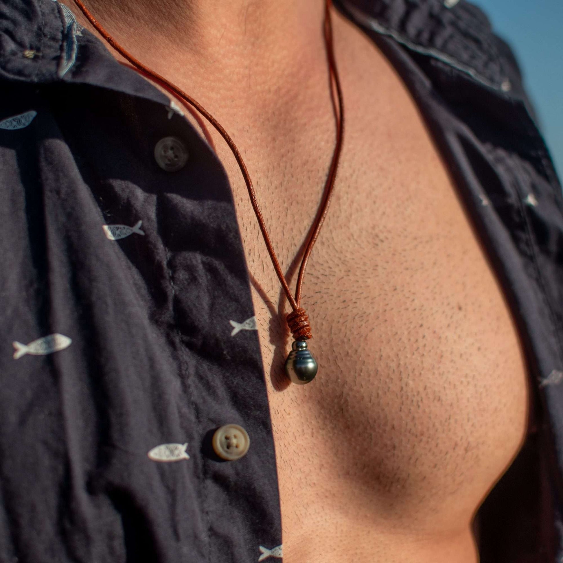 Tahitian gray drop pearl necklace with leather string