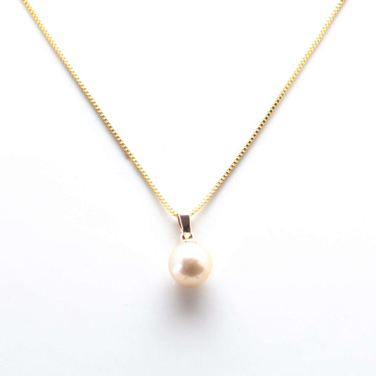 South Sea Golden Pearls in 10 CT Gold Seoul Pendant 8.5 - 9.5 MM AA+-0