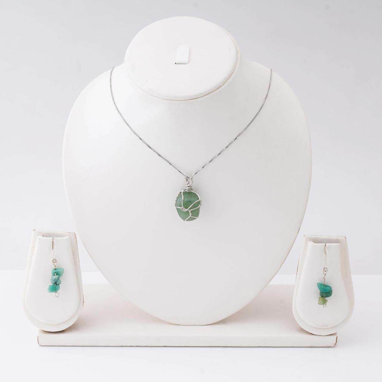 Handmade Set of Jade in its Natural form in Silver 925-0