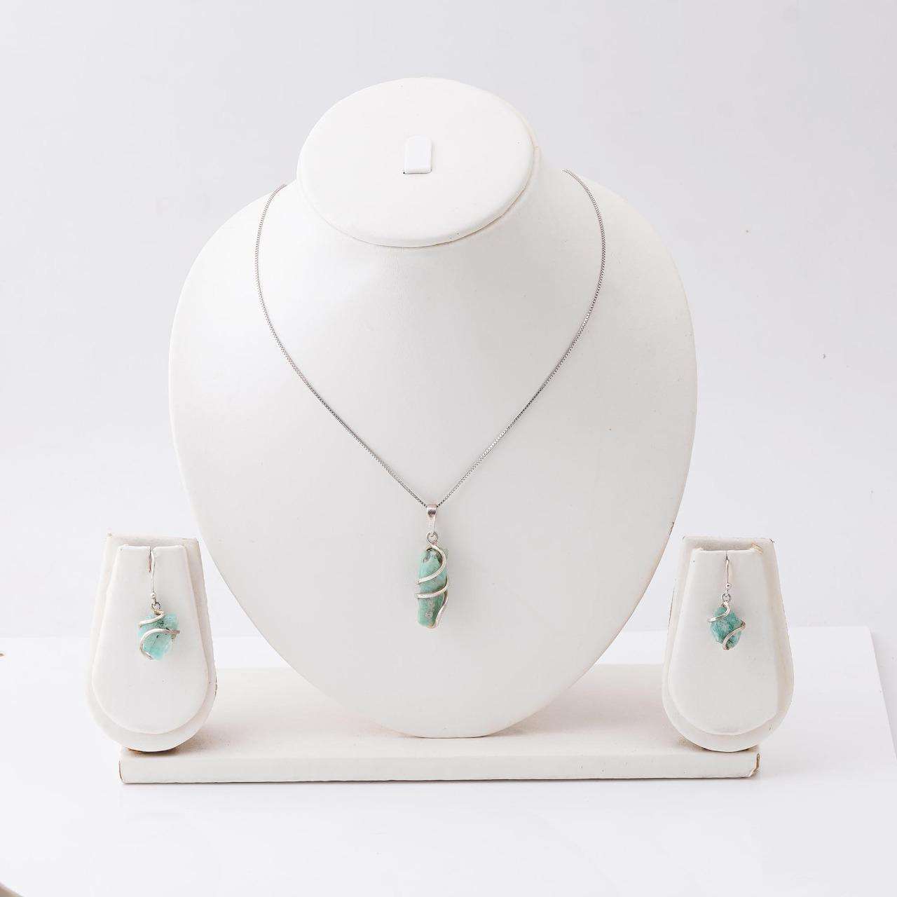 Handmade Set of Raw Emerald in its Natural form in Italian Silver-0