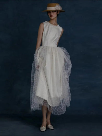 French Hepburn Style Light Wedding Dress Design Sense Niche Veil Simple Retro Bridal Registration Dinner Suit