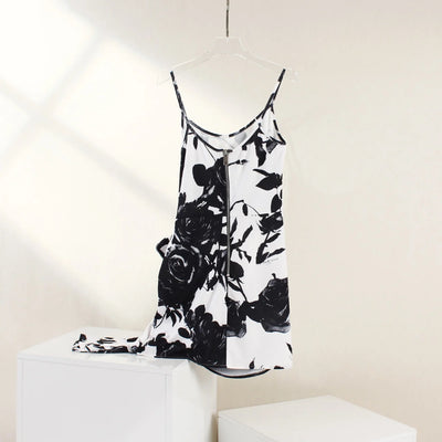 2024 Summer New Women's Wear Black and white printed three-dimensional decorative rose dress 0521