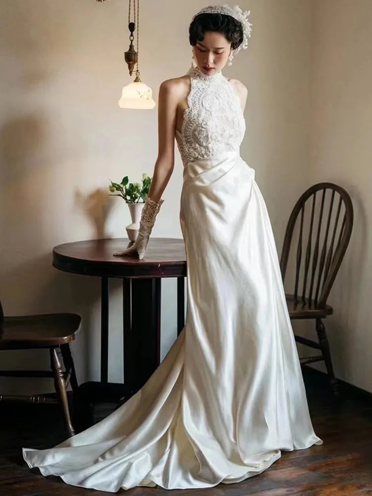 Hepburn Style Light Wedding Dress Vintage Lace Veil Bridal Temperament Entry Lux Satin Skirt