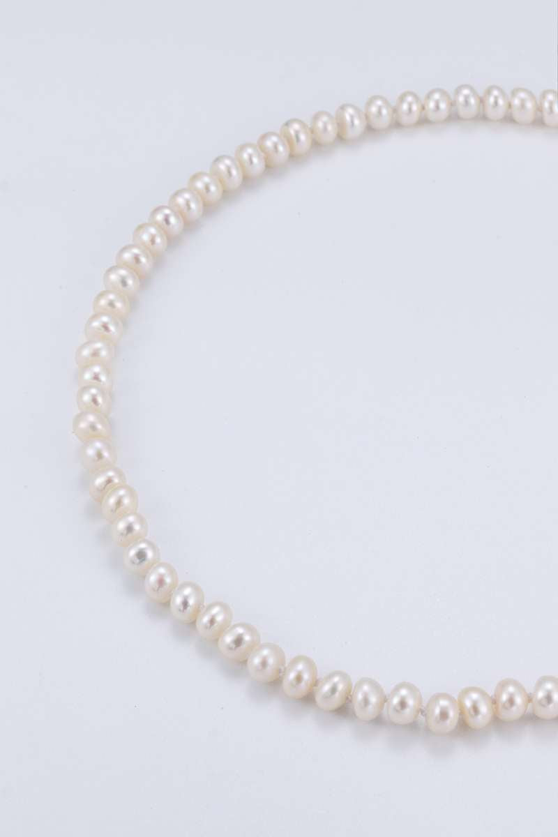 Georgian Jewellery Set 8 - 9 mm AAAA White Freshwater Pearls with 17' Strand-9