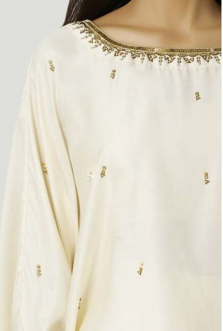 Embellished Kaftan Dhoti Pant Set in Off-White-4