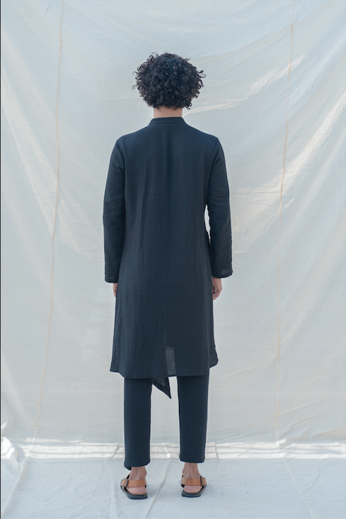 Cotton X Linen Black Overlap & Pleated Kurta-4