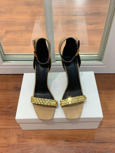 New One line Buckle Metal Chain Etiquette and Elegance Open Toe Sandals for Women with Thin Heels and Summer Fashion High Heels