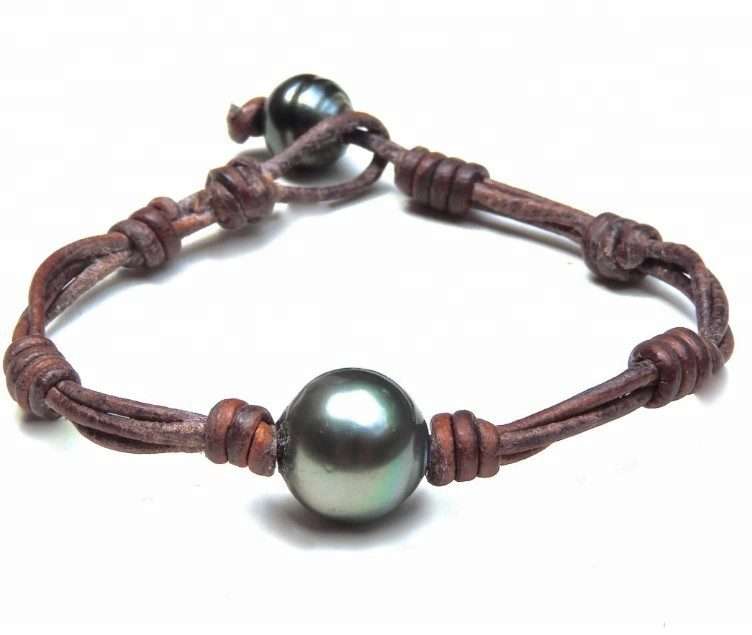 Leather Braided Bracelet in Brown with Tahiti Pearl-0